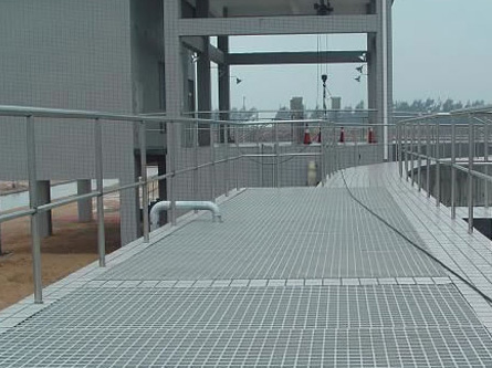 ★★★★德玛厂区钢格栅厂：主营厂区钢格栅,厂区钢格栅厂,厂区钢格栅厂家,厂区钢格栅生产厂家,厂区钢格栅专业生产厂家,厂区钢格栅价格,厂区钢格栅,惠城厂区钢格栅,吴兴厂区钢格栅,昭平厂区钢格栅规格等厂区钢格栅产品,一切为了客户的需要是我厂一直贯彻的经营原则。